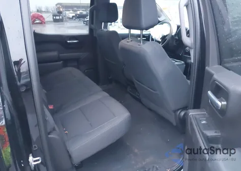 2022 Chevrolet Silverado 1500 Custom Trail Boss z USA, uszkodzony, nr VIN 3GCPDCEK2NG533954